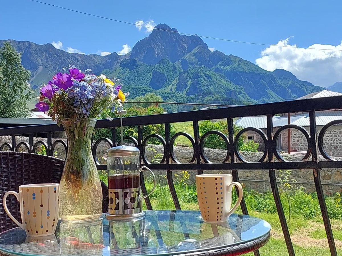Cozy Hotel Kazbegi Extérieur photo